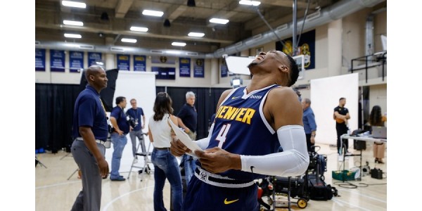 Russell Westbrook ya no usa la camiseta número 0 Russell Westbrook ya no usa la camiseta número 0